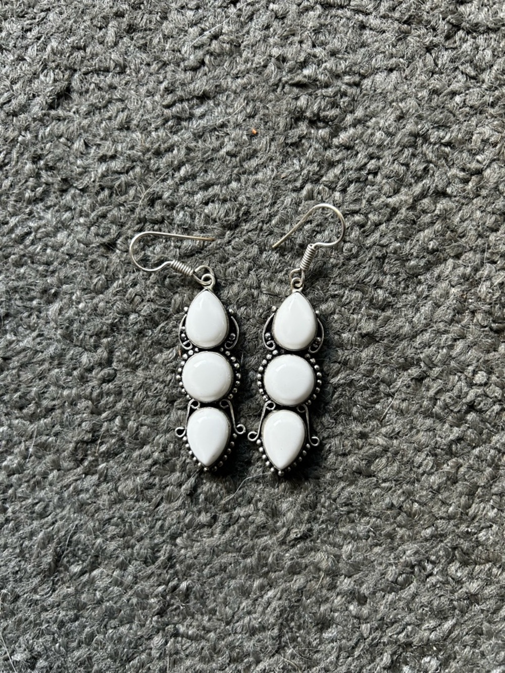 Handmade Sterling Silver Southwestern White Teardrop Earrings